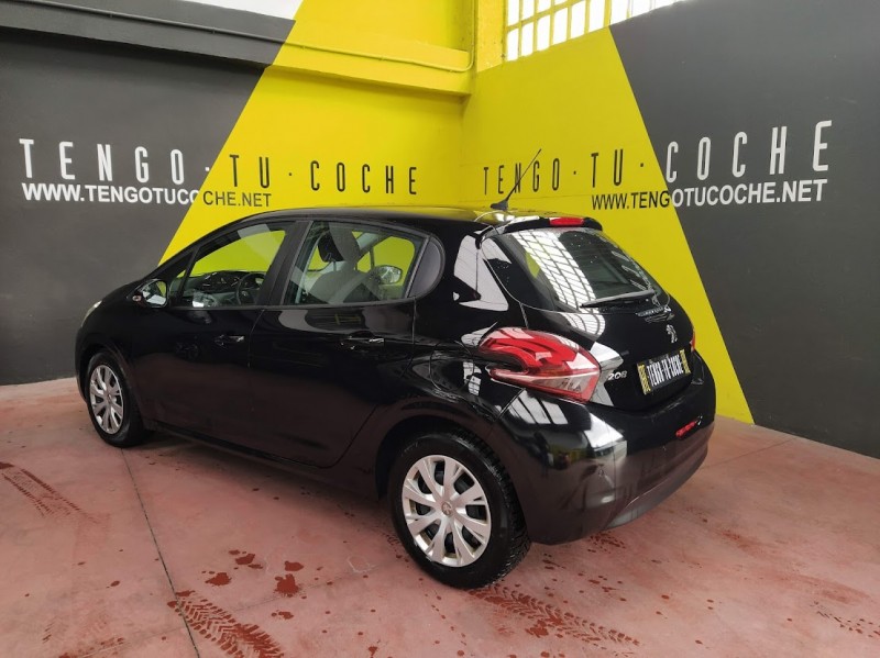 PEUGEOT 208 Blue HDI Active 100 Business