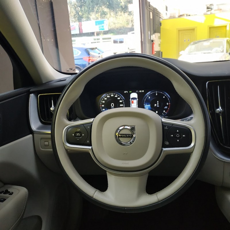 VOLVO XC60 B4 GEARTRONIC BUSINESS EXECUTIVE